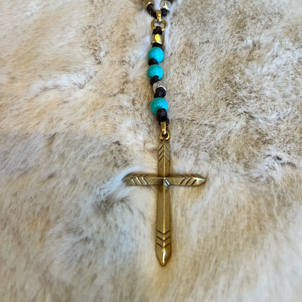 Lucky brand cross necklace never worn